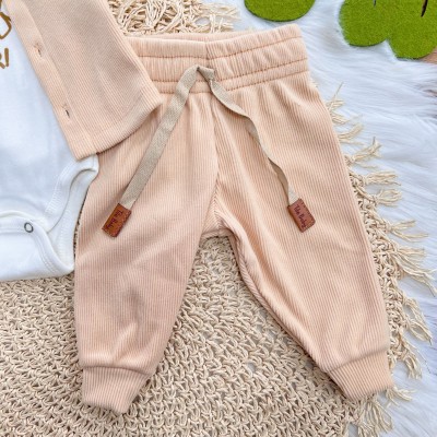 Conj. Casaco com Botões, Body Leãozinho Roar e Calça Soft Canelado - Bege